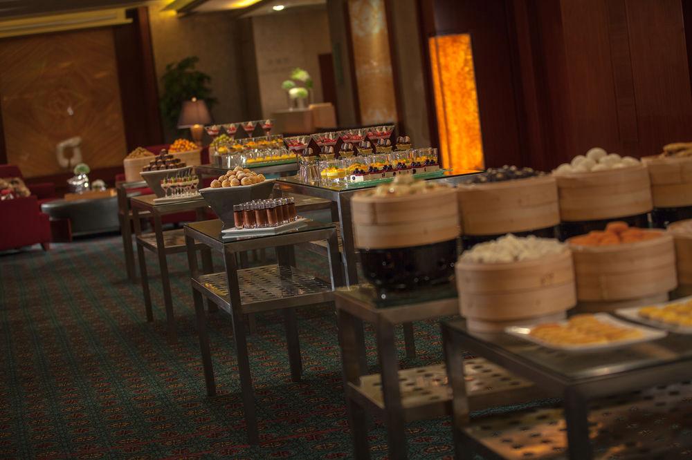 Renaissance Wuhan Hotel Exterior photo
